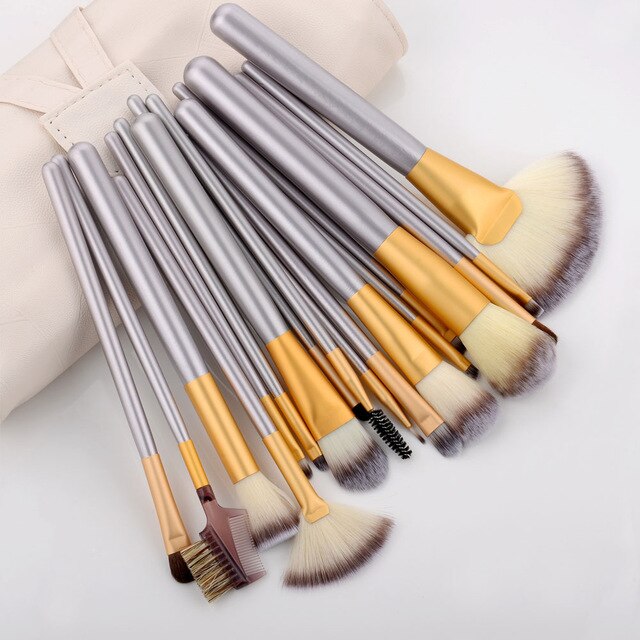 Wood Handle Professional Make Up Brushes Set