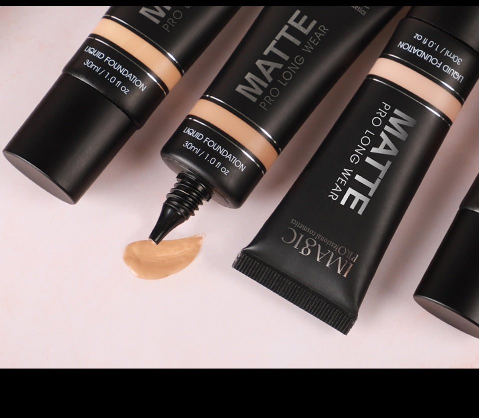 Natural Brightening Waterproof Liquid Foundation