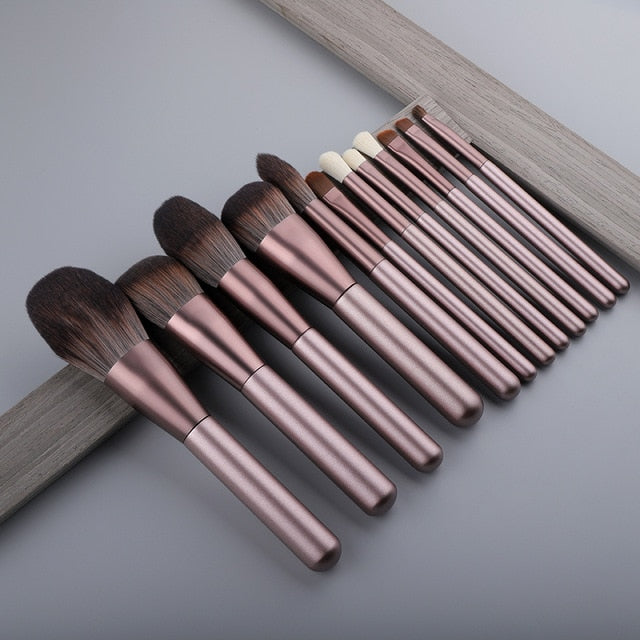 Professional Wood Handle Makeup Brushes Set