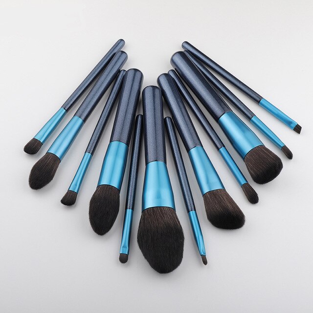 Professional Wood Handle Makeup Brushes Set