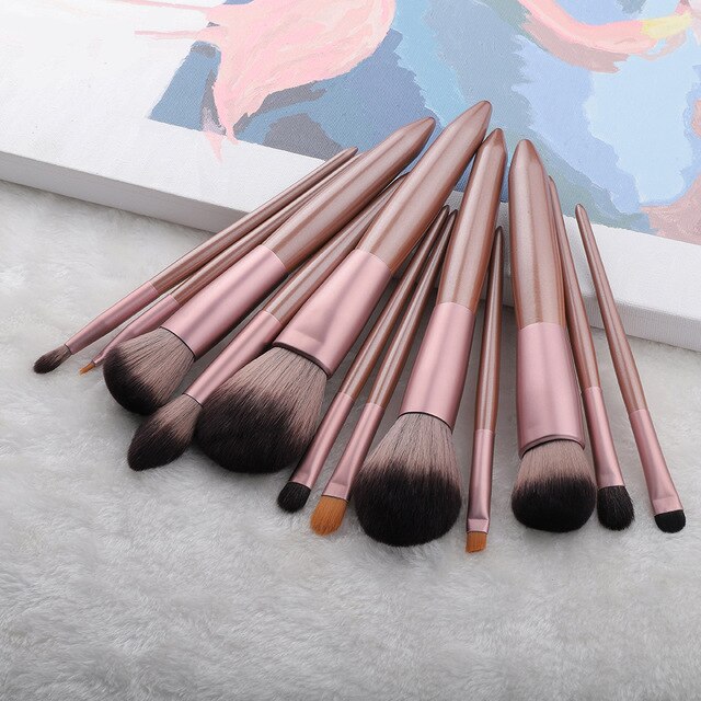 Professional Wood Handle Makeup Brushes Set